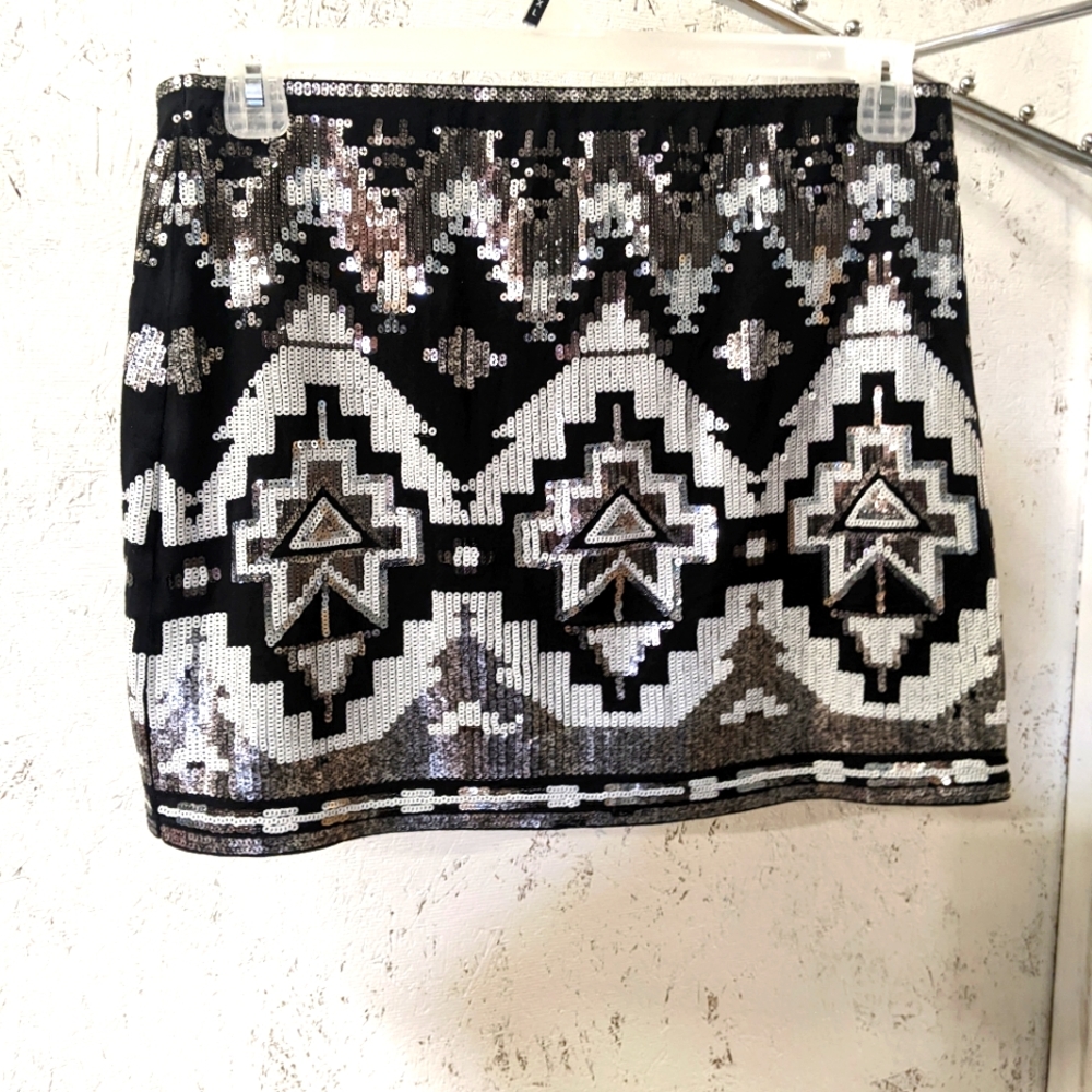 Express sequin mini skirt